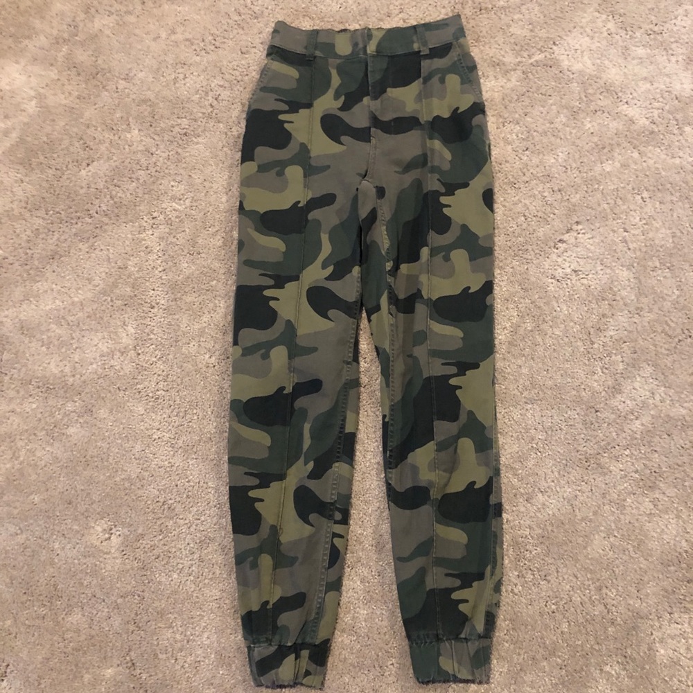 NWT Hollister jeans ultra high rise extra small